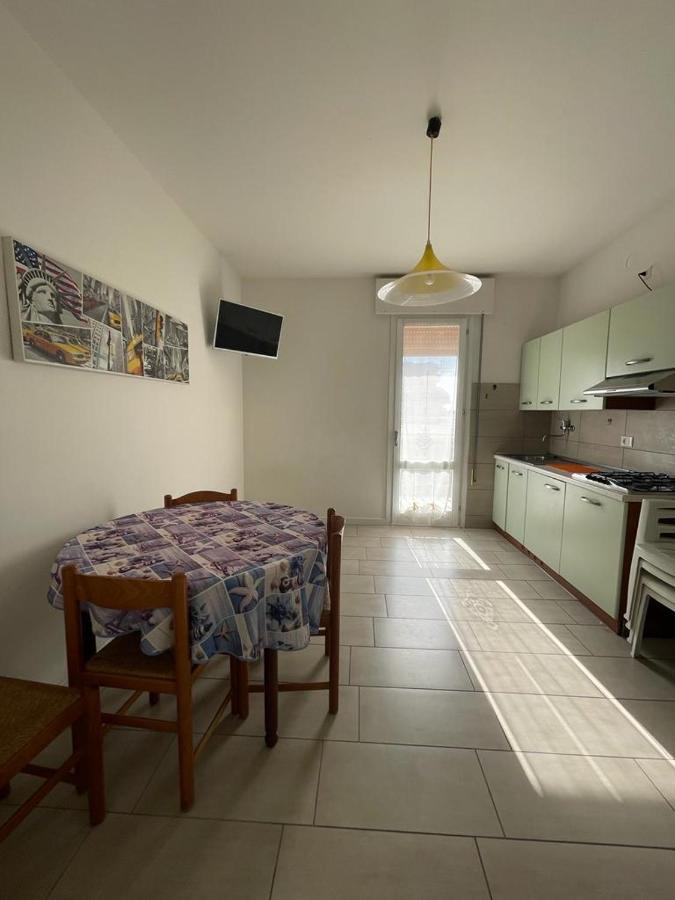 Condominio Michelangelo-Solo Per Famiglie- Walterigato Apartments Lido di Jesolo Zewnętrze zdjęcie